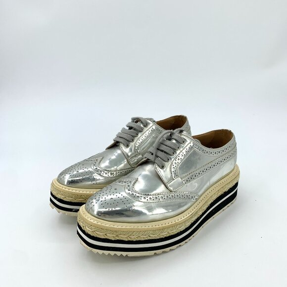 H9371 Prada size 36 silver baroque carved lace-up platform shoes, slightly worn - Picture 1 of 9